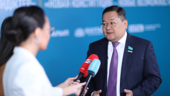 Фотография к новости: Айдос Сарым: Свобода — это защита прав граждан