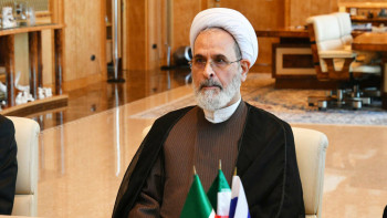 Фотография к новости: В Иране назначен временный верховный лидер