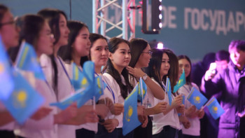 Фотография к новости: Более 12 тысяч человек собрал масштабный live-концерт на Востоке страны