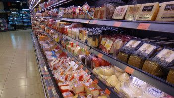 Фотография к новости: «Постыдная ситуация» — депутаты требуют приоритета для казахстанских товаров