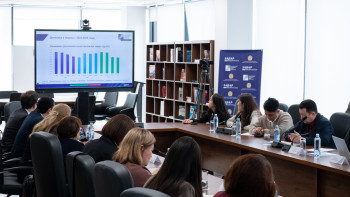 Фотография к новости: Эксперты обсудили социальные гарантии в проекте новой Конституции