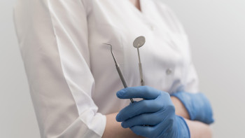 Фотография к новости: Мошенничество с бесплатной стоматологией на 66 млн тенге расследуют в Алматинской области