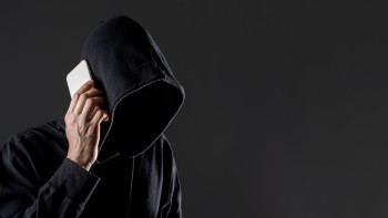 Фотография к новости: Казахстанцев предупредили об опасных вакансиях за рубежом