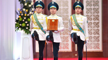 Фотография к новости: Каждая норма будет служить национальным интересам - Токаев о проекте новой Конституции