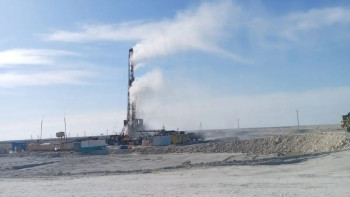 Фотография к новости: Специалисты мониторят ситуацию на месторождении Каратурун