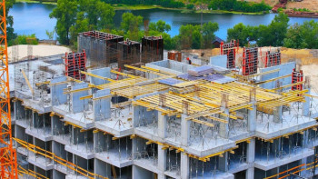 Фотография к новости: Более 60% строящихся объектов в Казахстане незаконно привлекали деньги дольщиков