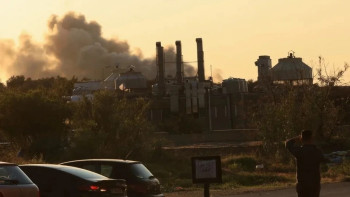 Фотография к новости: В порту Салала в Омане повреждены нефтехранилища после удара