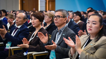 Фотография к новости: Токаев: мы – нация, которая созидает, а не разрушает