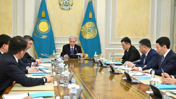 Фотография к новости: Токаев поручил ускорить цифровизацию госаппарата