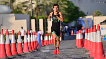 Фотография к новости: Казахстанка завоевала золото юниорского чемпионата Азии по триатлону