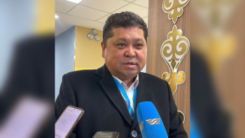 Фотография к новости: "Активность высокая, атмосфера праздничная" - глава ЦИК Кыргызстана о голосовании в Астане