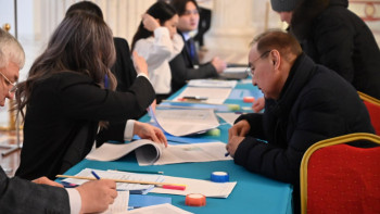 Фотография к новости: Вице-премьеры и члены Правительства проголосовали на республиканском референдуме