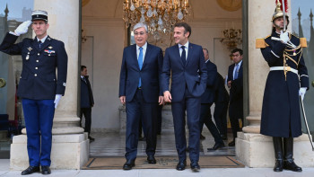 Фотография к новости: Эммануэль Макрон дал высокую оценку референдуму в Казахстане