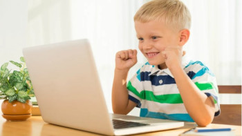 Фотография к новости: В школах усилят подготовку по IT и цифровым компетенциям