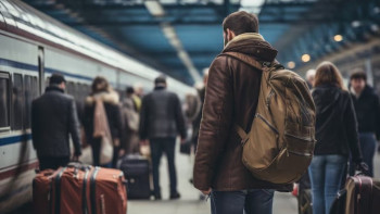 Фотография к новости: 12 нелегальных мигрантов работали на стройке в Алматинской области