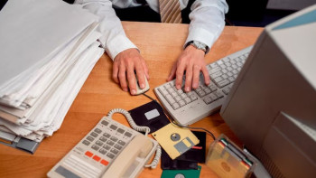 Фотография к новости: Госзакупки на 7,2 млрд тенге отменили в ЗКО