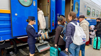 Фотография к новости: Новый маршрут турпоезда Jibek Joly привлек более 400 туристов