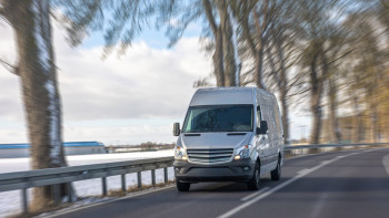 Фотография к новости: Патрульные спасли водителя от отравления угарным газом на трассе в Акмолинской области