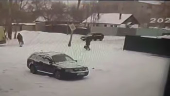 Фотография к новости: Упавший столб стал роковым для жительницы Караганды