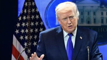 Фотография к новости: Трамп требует открыть Ормузский пролив в течение 48 часов