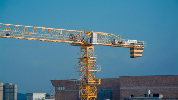 Фотография к новости: Башенный кран загорелся в центре Алматы