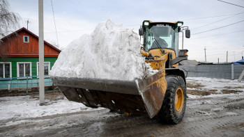 Фотография к новости: Профилактика паводков: 900 тысяч кубометров снега вывезли в Петропавловске