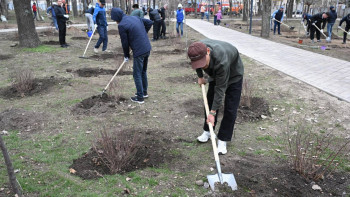 Фотография к новости: Более 2 тыс. кубометров мусора вывезли после субботника в Алматы