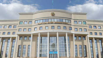 Фотография к новости: Министр иностранных дел РК обсудил с послом ОАЭ  ситуацию на Ближнем Востоке