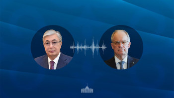 Фотография к новости: Глава государства поздравил Президента Греции с Днем независимости