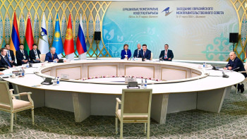 Фотография к новости: Премьеры ЕАЭС обсудили в Шымкенте цифровую интеграцию и развитие ИИ