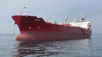 Фотография к новости: Турецкий нефтяной танкер атакован беспилотниками в Черном море