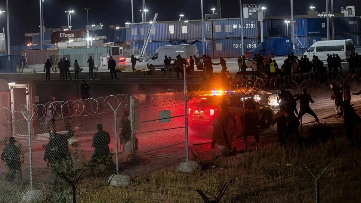  Кадр из видео