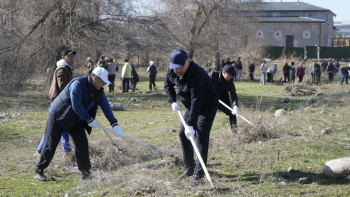 Фотография к новости: 85 тонн мусора вывезено в области Жетысу в ходе акции по очистке рек