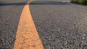 Фотография к новости: Строить дороги из переработанного пластика предложили в Казахстане