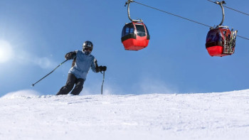 Фотография к новости: 83-летний мужчина покорил склоны Шымбулака