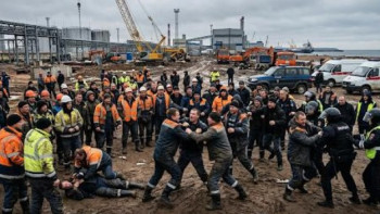 Фотография к новости: Массовая драка в Усть-Луге: часть казахстанцев арестована - МИД