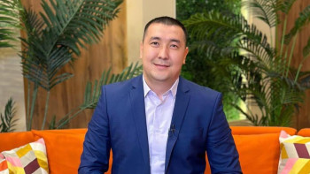 Фотография к новости: В Алматы задержан блогер Адилетхан Молдахан