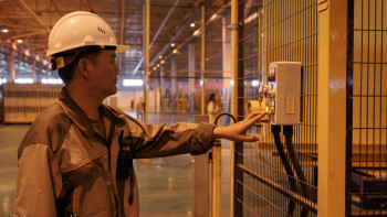 Фотография к новости: Более 300 роботов внедрено в промышленность в 2025 году