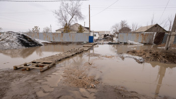 Фотография к новости: За сутки в Целиноградском районе откачали около 120 тысяч кубометров талых вод
