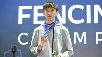 Фотография к новости: Историческую бронзу завоевал казахстанский фехтовальщик в Бразилии