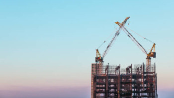 Фотография к новости: Назвали неожиданного виновника замедления строительства небоскреба в Берлине