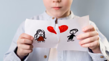 Фотография к новости: В Казахстане хотят усложнить процедуру развода