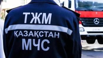 Фотография к новости: Трагический пожар в Астане: спасателям мешали ворота и припаркованные автомобили