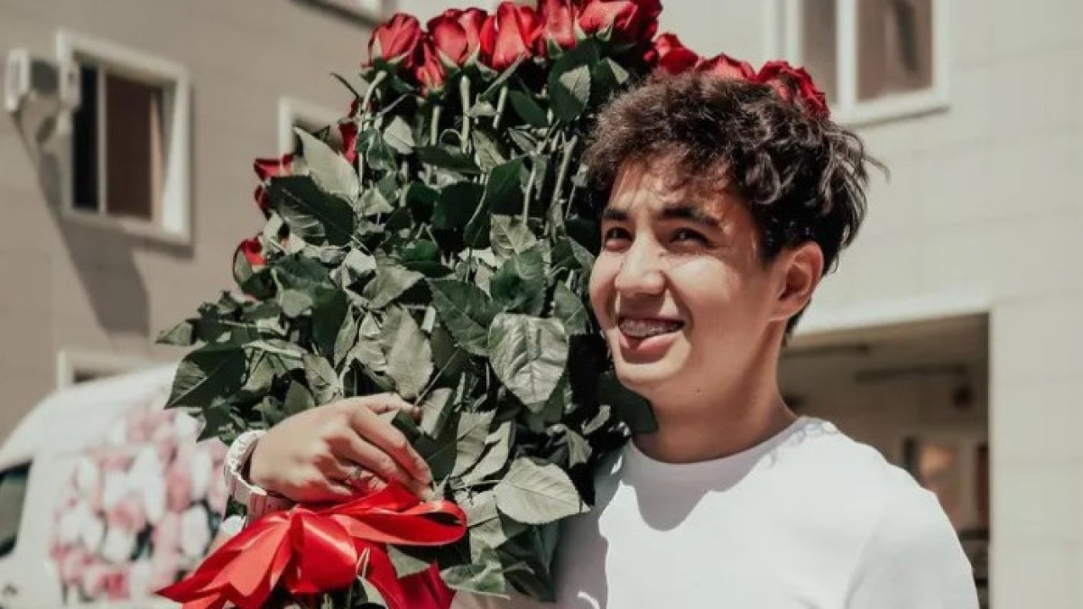  Instagram/zhanabylov.e