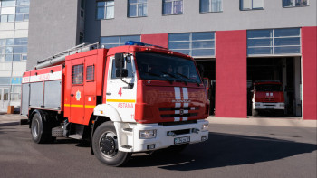 Фотография к новости: Пожарным хотят разрешить ломать шлагбаумы и машины в Казахстане