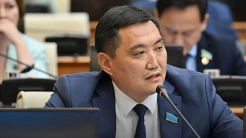 Фотография к новости: «Рейтинги могут быть инструментом давления» — Базарбек раскритиковал международные агентства