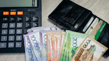 Фотография к новости: Где казахстанцы предпочитают хранить свои деньги