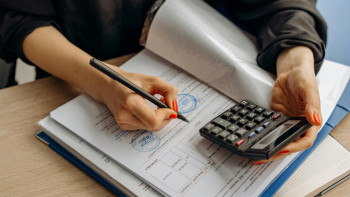 Фотография к новости: Бюджетные вложения в основной капитал Казахстана сократились на 46% за год