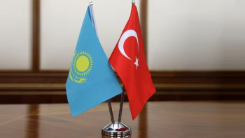 Фотография к новости: Токаев прибыл в Анталью для участия в панельной сессии дипломатического форума