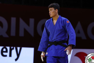 Фотография к новости: Адилет Алмат выиграл чемпионат Азии по дзюдо